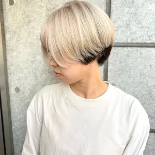 ショート カラー MiU所属・髪質改善|ストレート |ブリーチ|ゆたかのヘアスタイル