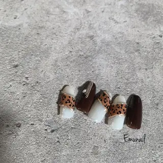 ネイル Emu Nailのネイルデザイン