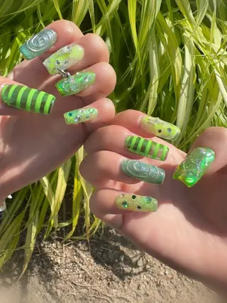 ネイル 上原 悠紀のネイルデザイン