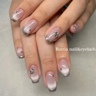 ネイル Rairia   nail所属・屋敷 理奈のネイルデザイン