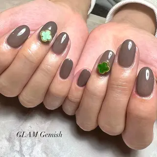 ネイル 藤崎 恵梨香のネイルデザイン