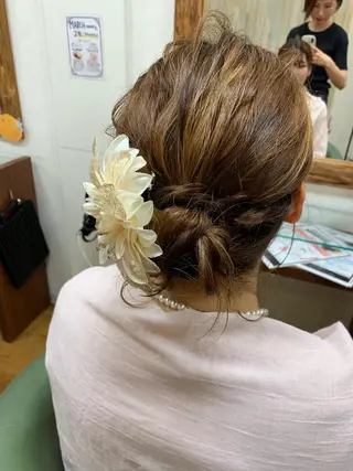 ヘアアレンジ march merryのヘアスタイル