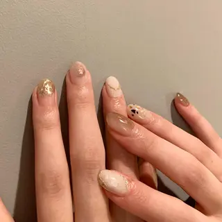 ネイル ウシク ミユキのネイルデザイン