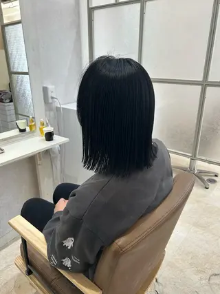 ミディアム 💙まこと💙艶 カラー(Rico)のヘアスタイル