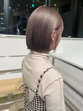 ショート カラー ヘアアレンジ ミニボブ/ブリーチ 🌈MISATOのヘアスタイル