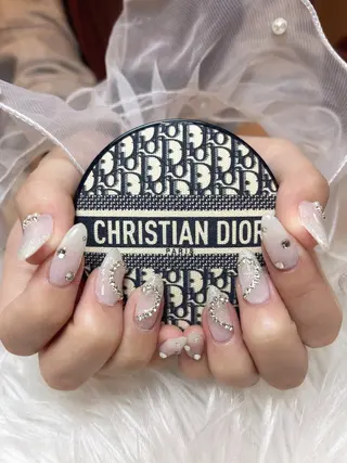 ネイル SALON DOUDOUのネイルデザイン