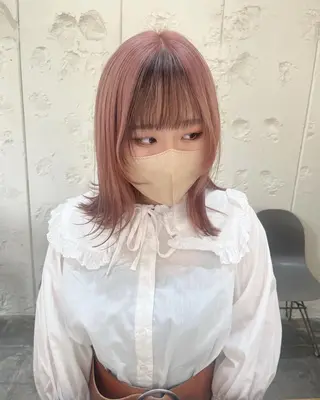 セミロング カラー ハイトーン🦢 Natsumiのヘアスタイル