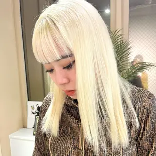 カラー 渋谷🎨ハイトーン× エクステ🎨レンのヘアスタイル