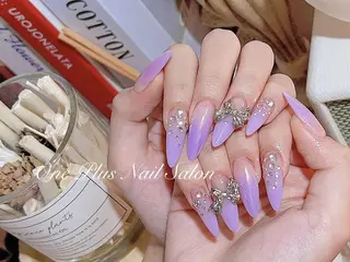 ネイル One Plus Nail Salonのネイルデザイン