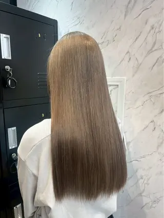 ロング カラー ハイトーンカラー🐬 えりかのヘアスタイル