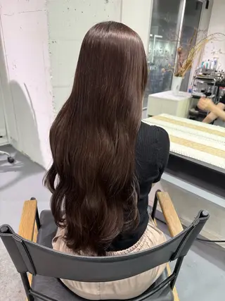 ロング カラー 八村 一花のヘアスタイル