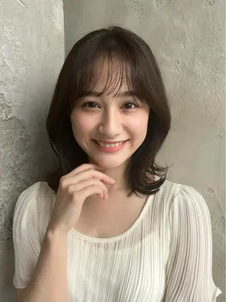 ミディアム カラー 🧡くびれヘア/前髪 顔周り🧡久原結衣のヘアスタイル