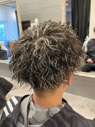 カラー パーマ メンズ メンズ特化/パーマ/ フェードWATARUのヘアスタイル