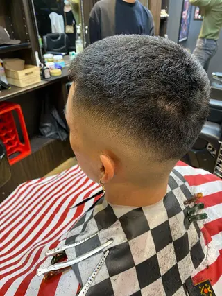 ショート BARBERSHOP NOR 店長YUTOのヘアスタイル