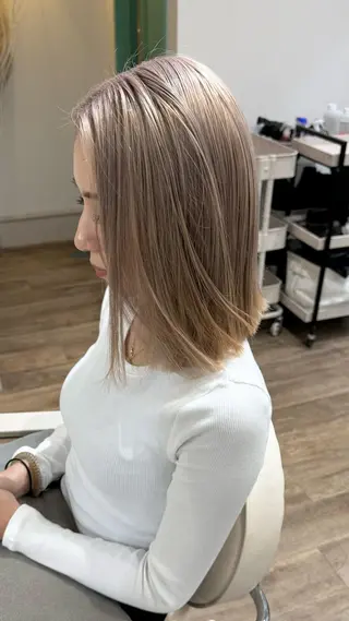 カラー 🌷柔らかクリーミー 🤍kirari🌷のヘアスタイル