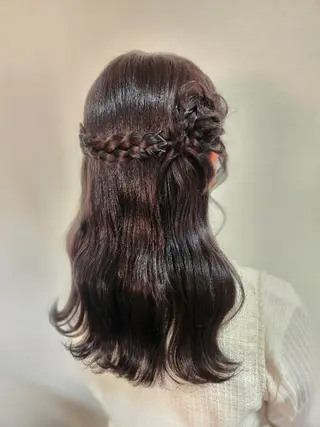 セミロング サロンソレイユ(マツ エク/ヘアセット)のヘアスタイル