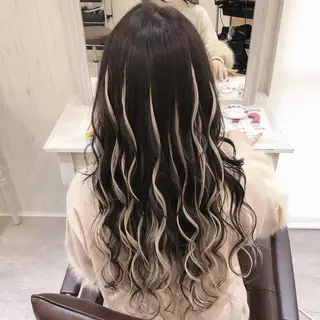 セミロング カラー ヘアアレンジ Device ディバイスのヘアスタイル