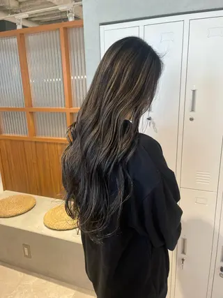 ロング カラー 店長　MANAMI ／ブリーチ／骨格ボブのヘアスタイル