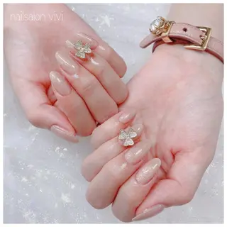 ネイル ＶＩＶＩ nailsalonのネイルデザイン