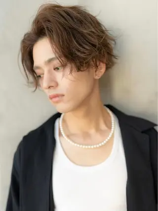 カラー パーマ メンズ SNSで大バズり‼️ 欧米風ヘア大ヒット中のヘアスタイル