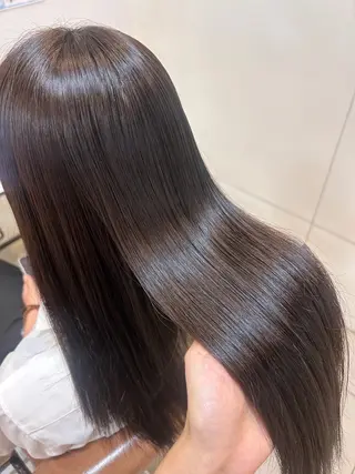 セミロング カラー 阪田 真奈未のヘアスタイル