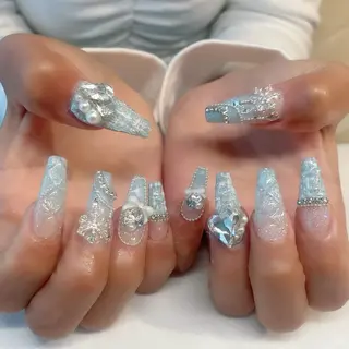 ネイル 💎🐰 saki. m 🐰💎のネイルデザイン