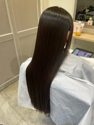 ロング 南雲 由麻のヘアスタイル