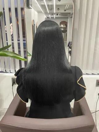 ロング カラー 川中 あいかのヘアスタイル