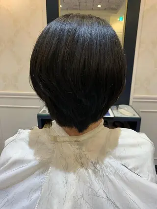 ショート LOUVRE totalbeautysalon西大寺店所属・粟田 めぐみのヘアスタイル