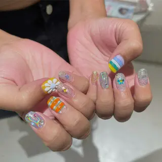 ネイル esby Loely MIZUKIのネイルデザイン