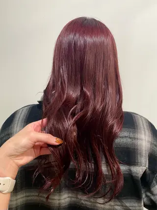 ロング オオシマ ミユのヘアスタイル