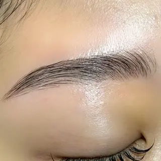 アイブロウ 🩶バインドロック まつパ🩶由佳の眉毛・アイブロウイメージ