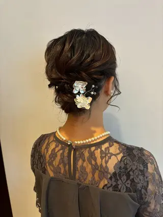 ミディアム 岩渕 美涼のヘアスタイル