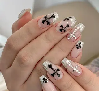 ネイル Pure&Rich Nailのネイルデザイン