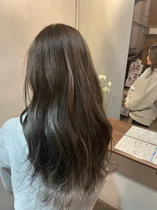 ロング カラー 梅田 陸のヘアスタイル
