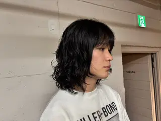 ミディアム パーマ メンズ 🩵似合わせカット SEIRA🩵のヘアスタイル