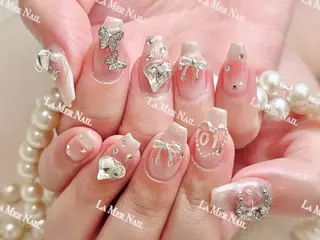 ネイル Moming 🌷のネイルデザイン