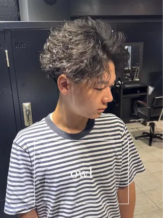 ショート パーマ メンズ メンズ専門 美容師✨ アメ村 堀江颯瑛のヘアスタイル