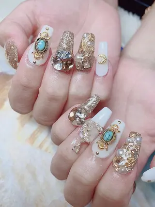 ネイル ベスティオーラ所属・ニコ ニコのネイルデザイン