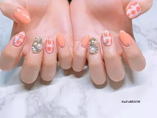 ネイル THECOLORS所属・近貞 莉奈のネイルデザイン