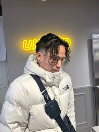 パーマ メンズ 韓国/トレンド レイヤー【101】のヘアスタイル