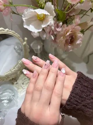 ネイル Amour所属・Misaki 🤍のネイルデザイン