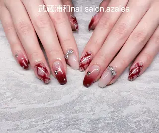 ネイル R inのネイルデザイン