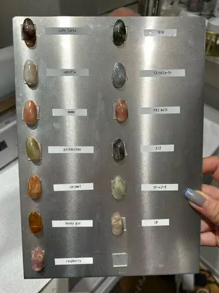 ネイル coconailミユ 🎀のネイルデザイン