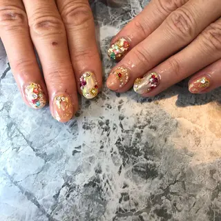 ネイル 河野 弥月のネイルデザイン