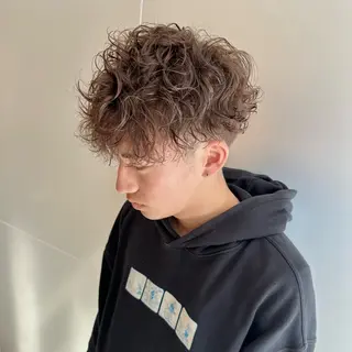 ミディアム パーマ メンズ メンズパーマ達人/ フェード/イツキのヘアスタイル