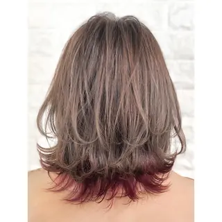 ミディアム カラー KIZU 髪質改善 怪談を語る美容師のヘアスタイル