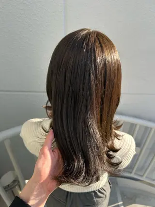 ミディアム カラー suri-ru hair【スリールヘアー】所属・FURUSAWA AOIのヘアスタイル