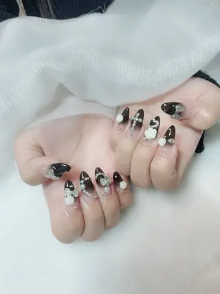 ネイル Amina nail salonのネイルデザイン