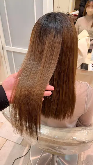 ロング 須賀 一美のヘアスタイル